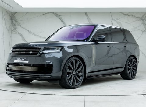 Land Rover Range Rover P530 SV 1