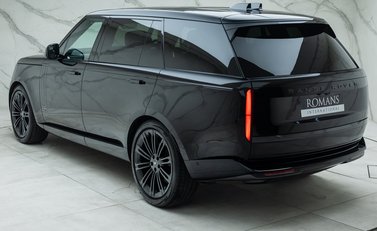 Land Rover Range Rover D350 AUTOBIOGRAPHY LWB 12