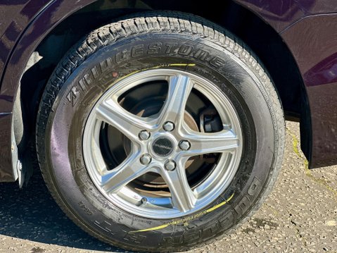 Toyota Noah Hybird 7 Seaters 54