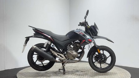 Lexmoto Assault 2024 only 7k running project bike spares or repair 125cc enduro