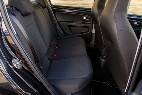 Volkswagen Up BASE 28