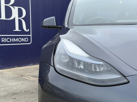 Tesla Model 3 (Dual Motor) Performance Saloon 4dr Electric Auto 4WDE (Performance Upgrade 12