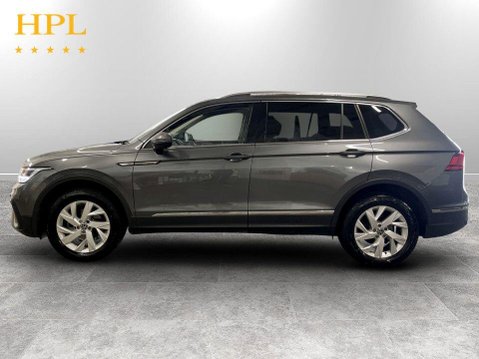 Volkswagen Tiguan Allspace 1.5 TSI Life SUV 5dr Petrol DSG Euro 6 (s/s) (150 ps) 4