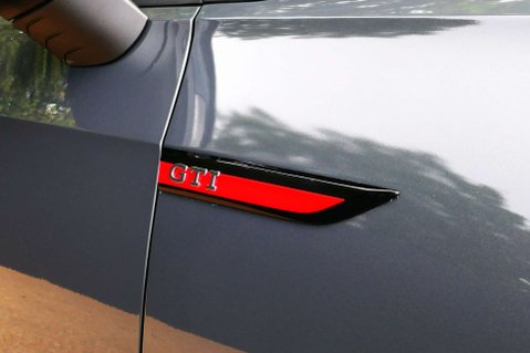 Volkswagen Golf 2.0 Golf GTi TSi Semi-Auto 5dr 14