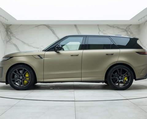 Land Rover Range Rover Sport P635 SV EDITION ONE CARBON BRONZE