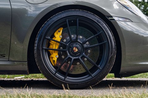 Porsche 911 Carrera GTS PDK 6