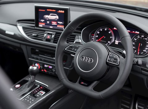 Audi RS6 Avant Performance 11