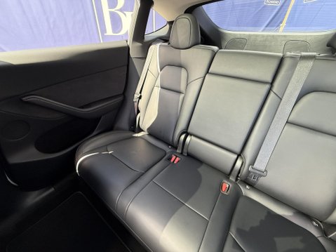 Tesla Model Y (Dual Motor) Long Range SUV 5dr Electric Auto 4WDE (384 bhp) 27