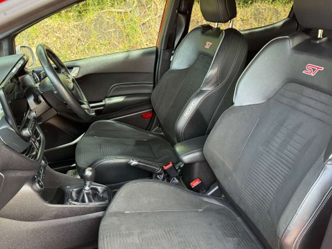 Ford Fiesta 1.5 Fiesta ST-3 T 5dr 19