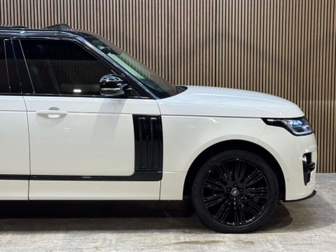 Land Rover Range Rover 3.0 Range Rover Vogue SDV6 Auto 4WD 5dr 17