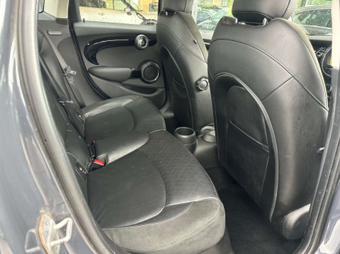 Mini Hatch 2.0 Cooper S 5dr 28