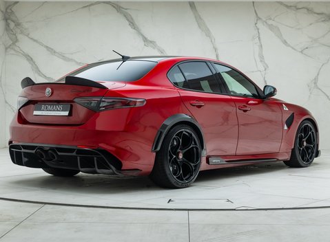 Alfa Romeo Giulia GTA 6