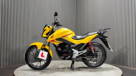 Honda CB GLR125 2018 16K LONG MOT IDEAL COMMUTER BIKE / LEARNER 4