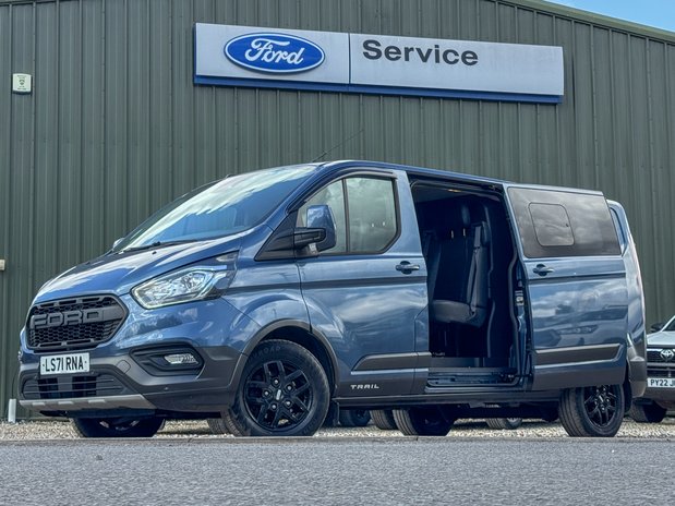 Ford Transit Custom Crew Cab LWB L2H1 (SOLD KH) Low Roof Trail 320 Air Con Alloys Sensors Tow B 1