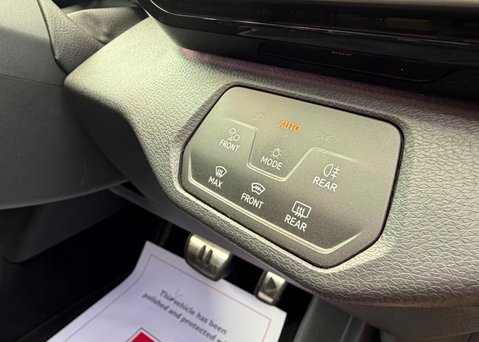 Volkswagen Id.5 Pro 77kWh Style SUV 5dr Electric Auto (174 ps) 19