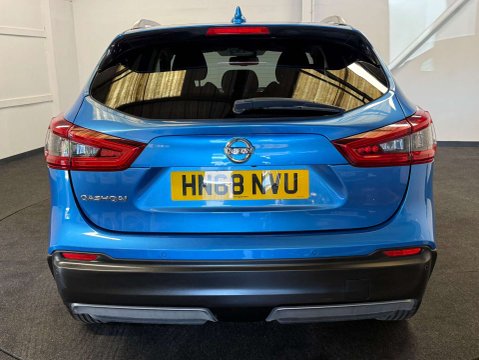 Nissan Qashqai 1.3 Qashqai N-Connecta DiG-T 5dr 4