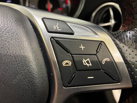 Mercedes-Benz SLK 2.1 SLK250 CDI AMG Sport G-Tronic+ Euro 5 (s/s) 2dr 35