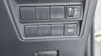 Toyota Yaris 1.5 VVT-h Design Hatchback 5dr Petrol Hybrid E-CVT Euro 6 (s/s) (116 ps) 29