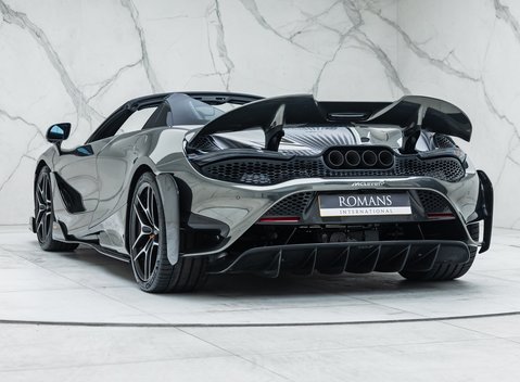 McLaren 765LT Spider 15