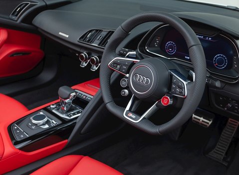 Audi R8 Spyder V10 Performance Quattro Edition 12