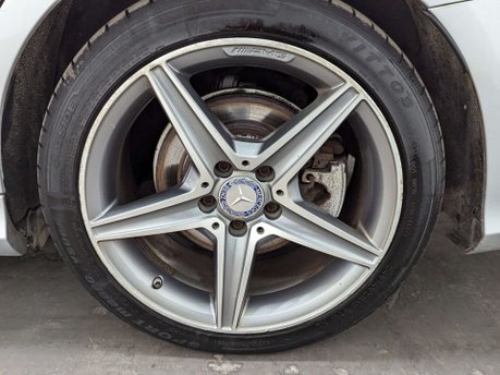 Mercedes-Benz C Class 2.1 C250 D AMG Line Auto 4dr 31