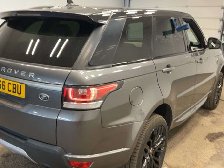 Land Rover Range Rover Sport 3.0 Range Rover Sport HSE SDV6 Auto 4WD 5dr 5