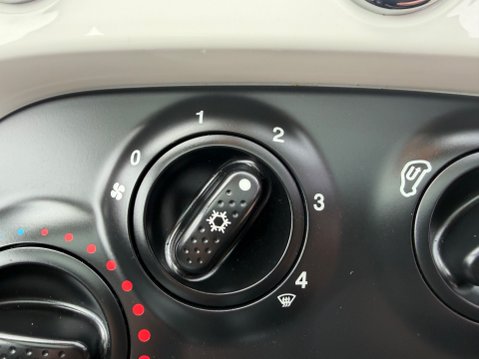 Fiat 500 1.2 LOUNGE 19
