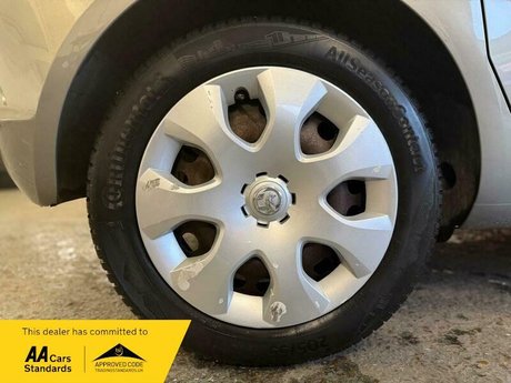 Vauxhall Meriva 1.7 CDTi Exclusiv Auto Euro 5 5dr 21