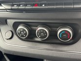 Renault Trafic LWB L2H1 Low Roof Advance L130 Air Con Sensors EURO 6 39