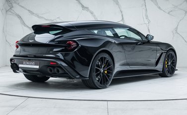 Aston Martin Vanquish ZAGATO Shooting Brake 3