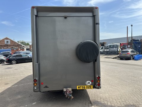 Citroen Relay 3500kg RACE VAN RACE TRUCK MOTORHOME LARGE GARAGE 4