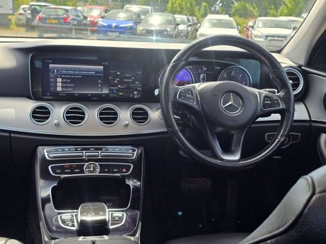 Mercedes-Benz E Class 3.0 E350d V6 SE (Premium) Saloon 4dr Diesel G-Tronic+ Euro 6 (s/s) (258 ps) 49