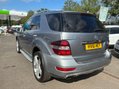 Mercedes-Benz M Class 3.0 ML300 CDI V6 BlueEfficiency Sport SUV 5dr Diesel G-Tronic 4WD Euro 5 (2 4