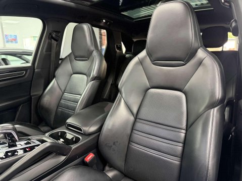 Porsche Cayenne 3.0T V6 GPF SUV 5dr Petrol TiptronicS 4WD Euro 6 (s/s) (340 ps) 6