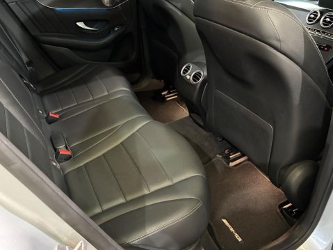 Mercedes-Benz GLC 2.0 GLC250 AMG Line (Premium Plus) G-Tronic+ 4MATIC Euro 6 (s/s) 5dr 28