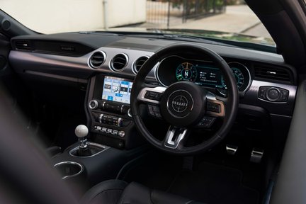 Ford Mustang 5.0 V8 Bullitt Fastback 19