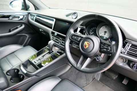 Porsche Macan 2.9 Macan S Semi-Auto 4WD 5dr 5