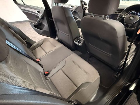 Volkswagen Golf 1.5 Golf SE Nav TSi Evo Semi-Auto 5dr 36
