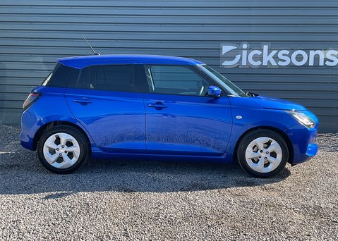Suzuki Swift MOTION 4