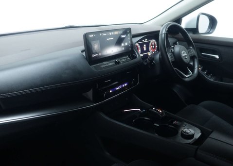 Nissan X-Trail 1.5 X-Trail N-Connecta E-4orce A 4WD 5dr 46