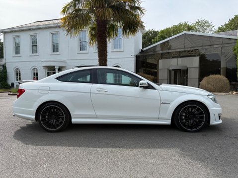 Mercedes-Benz C Class 6.3 C63 V8 AMG Edition 125 SpdS MCT Euro 5 2dr 31