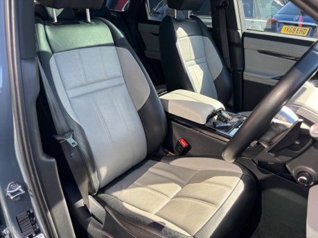 Land Rover Range Rover Evoque 2.0 P250 MHEV First Edition SUV 5dr Petrol Auto 4WD Euro 6 (s/s) (249 ps) 24