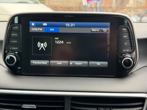 Hyundai TUCSON CRDI PREMIUM SE MHEV 22