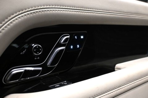 Land Rover Range Rover 4.4 Range Rover Vogue SE SDV8 Auto 4WD 5dr 26