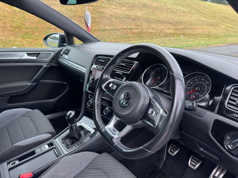 Volkswagen Golf 1.5 Golf R-Line TSI Evo 5dr 7