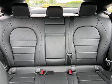 Mercedes-Benz GLC 2.1 GLC220d AMG Line (Premium) Coupe G-Tronic+ 4MATIC Euro 6 (s/s) 5dr 31