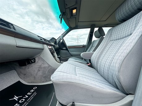 Mercedes-Benz C Class 260 E 43