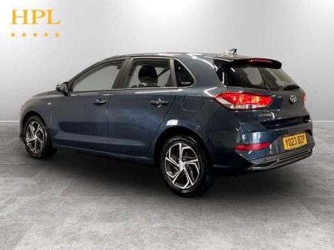 Hyundai i30 1.0 T-GDi MHEV SE Connect Hatchback 5dr Petrol Hybrid DCT Euro 6 (s/s) (120 5