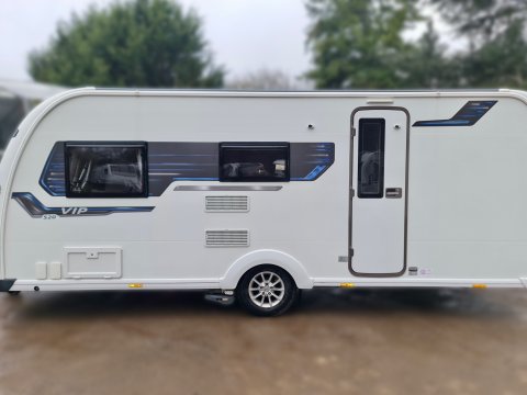 Coachman VIP 520 9