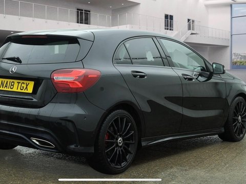 Mercedes-Benz A Class 2.1 A200d AMG Line (Premium) 7G-DCT Euro 6 (s/s) 5dr 6